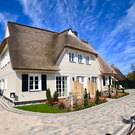 Traumhaus Unter Reet Apartment Цингст Екстериор снимка