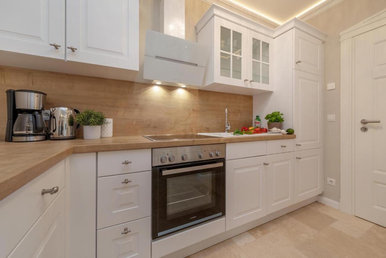 Traumhaus Unter Reet Apartment Цингст Екстериор снимка