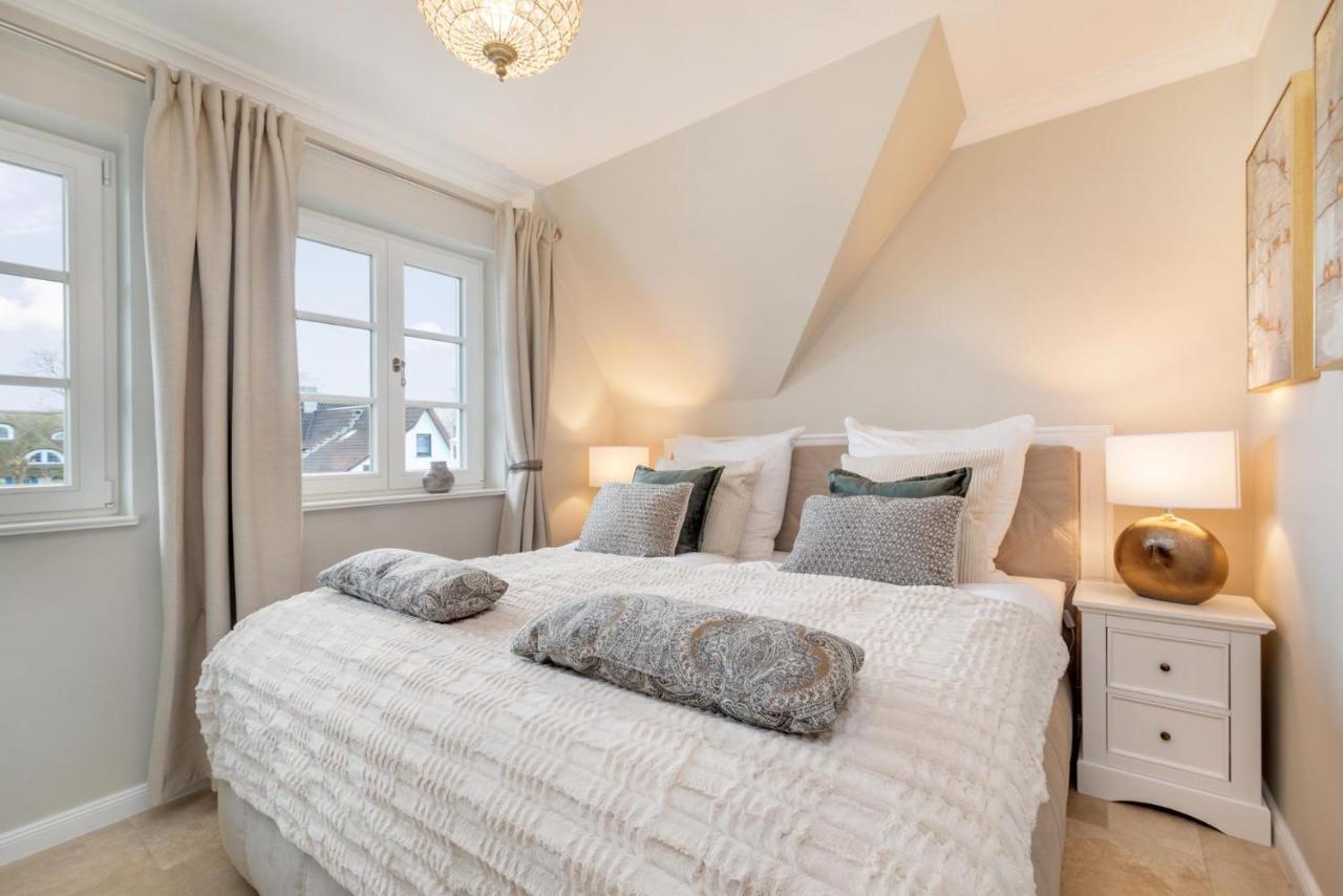 Traumhaus Unter Reet Apartment Цингст Екстериор снимка
