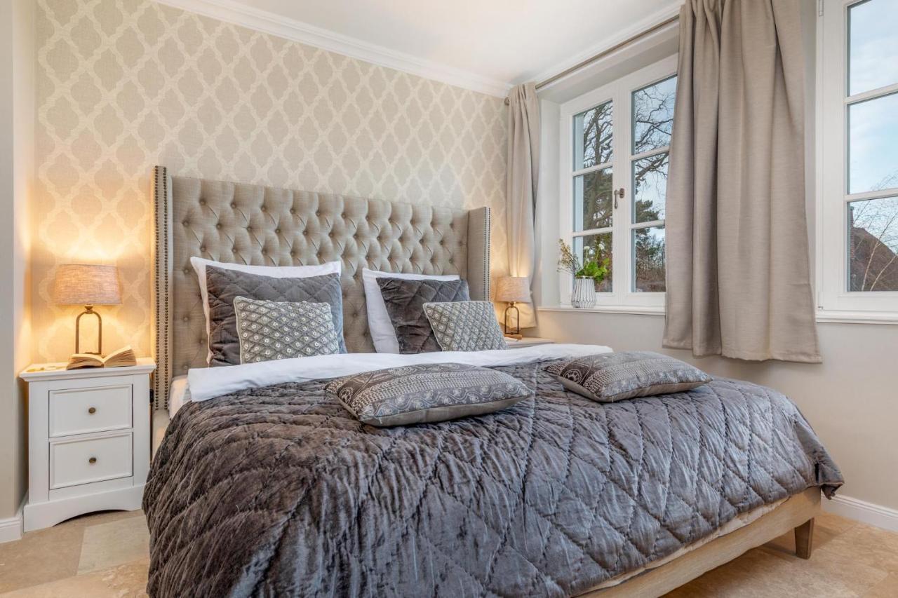 Traumhaus Unter Reet Apartment Цингст Екстериор снимка